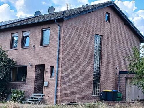 Foto - Haus in Saeffelen zu vermieten - 950,00 EUR Kaltmiete,