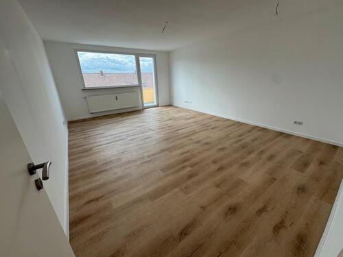 Foto - Frisch sanierte 4- Zimmerwohnung mit Balkon keine Erbpacht