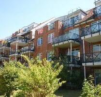 Gemütliche Zwei-Zimmer Wohnung mit Terrasse nahe der Schlachte - Bremen Neustadt