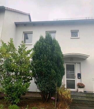 Foto - Reihenmittelhaus mit Eigen Parkplatz