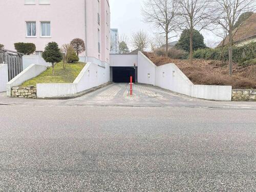 Foto - TIEFGARAGENSTELLPLATZ - Burglengenfeld (zentrumsnah)