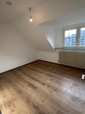 Foto - Dachgeschoßwohnung in Oberhausen zur Miete