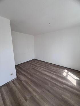 Foto - 1 Zimmer Dachgeschoßwohnung zur Miete in Staßfurt