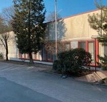Lagerhallen 100 qm 288 qm - 5,00 EUR Kaltmiete, in Mölln (PLZ: 23879)