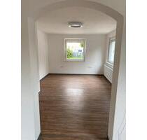 Sonnige 2,5 Zimmer-EG-Wohnung im OT-Stetten - Zimmern ob Rottweil