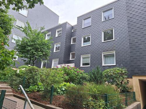 Foto - Gut aufgeteilte 3,5 Zimmer Wohnung mit Einbauküche und Balkon