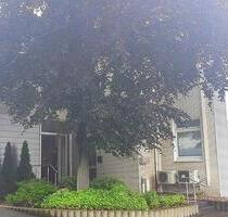 Großzügige Dachgeschosswohnung (ca. 130 m²) mit 4 Zimmern - Hagen Hagen-Nord