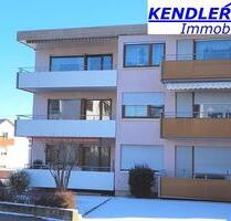 Erstbezug nach Sanierung! Helle, gut geschnittene 3 Zimmer-Wohnung in kleiner Einheit, mit Garage und Stellplatz! - Waiblingen Beinstein