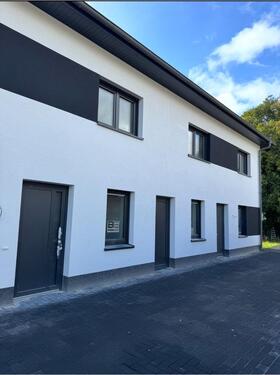Foto - Große & moderne Doppelhaushälfte in Calberlah
