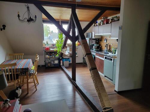 Foto - Gemütliche 3-Zimmer-Wohnung in Brühler Innenstadt mit Balkenarrangement, Strom inklusive!