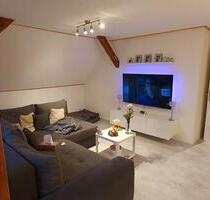 3 Zimmer DG Wohnung mit modernisiertem Bad in Hainstadt - Hainburg
