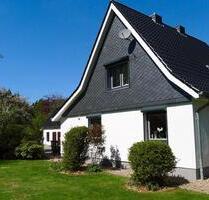 Gepflegtes Einfamilienhaus mit großem Garten - Hohenlockstedt