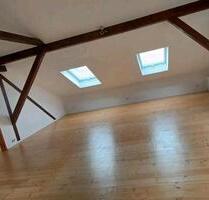 Schöne Dachwohnung im Herzen von Landau. - Landau an der Isar