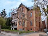 Foto - Erdgeschoss-Wohnung in Villa, mit Stuck und Dielen zu vermieten