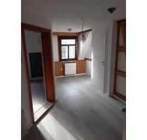 Frisch sanierte Dachgeschosswohnung zu vermieten (WG geeignet) - Friedrichroda