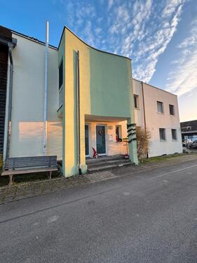 Foto - Helle Erdgeschosswohnung mit kleinen Garten