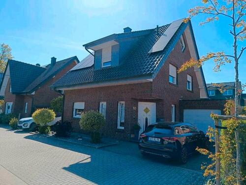 Foto - Einfamilienhaus mit Pool und neuer Photovoltaikanlage (13 kwp)