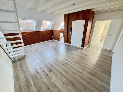 Foto - Frisch renovierte 3-Zimmer-Maisonettewohnung – ca. 80 m² – Duisburg 47138