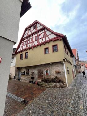 Foto - Schöne 5,5 - Zimmer - Wohnung - 980,00&nbsp;EUR Kaltmiete, ca.&nbsp; 114,00&nbsp;m&sup2;