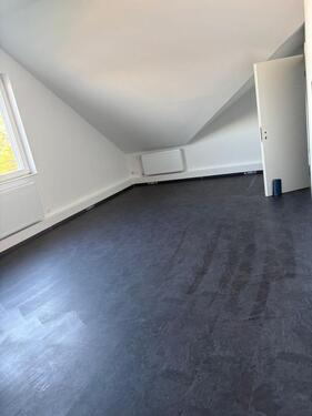 Foto - 1 Zimmer Dachgeschoßwohnung zur Miete in Berlin