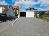 Foto - Neuwertige Betonfertig-Garage inkl. Stellplatz