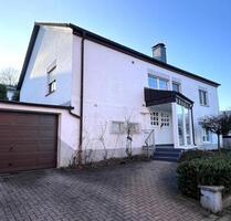 4-Zimmer Dachgeschosswohnung in Ennepetal Homberge mit Balkon