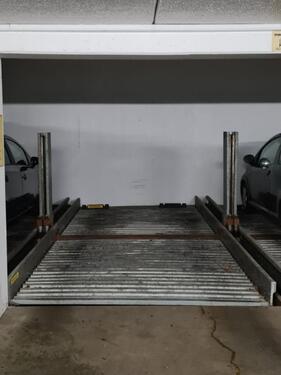Foto - Garage Stellplatz zu vermieten - 90,00 EUR Miete,