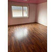 Haus zur Miete - Pleß - Altbau - 600,00&nbsp;EUR Kaltmiete, ca.&nbsp; 160,00&nbsp;m&sup2; in Pleß (PLZ: 87773)