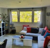 Schöne Dachgeschosswohnung in ruhiger Lage zu verkaufen - Duisburg Rheinhausen