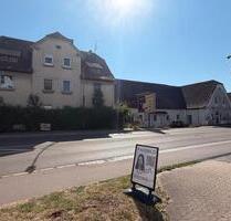 Mehrfamilienhaus mit Gewerbeeinheiten Lager Halle - Feuchtwangen