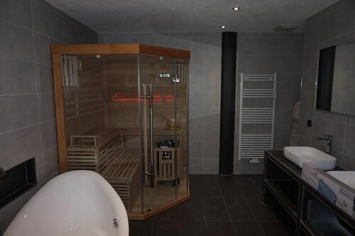 Foto - Etagenwohnung zur Miete in Neuhaus am Rennweg