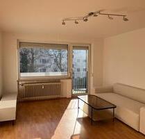 Neu möblierte und sehr ruhige 2-Zimmer Wohnung in Milbertshofen - München Am Riesenfeld
