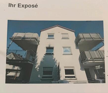 Foto - Zum Verkauf steht eine 4 zimmer Wohnung.