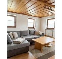 Helle 2-Zimmer-Erdgeschosswohnung mit Südbalkon in ruhiger Lage - Regen