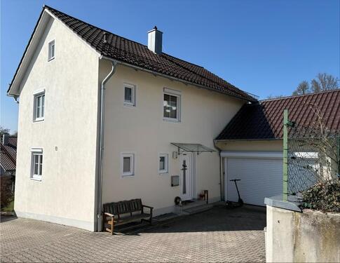 Foto - Renoviertes Einfamilienhaus in ruhiger, zentrumsnaher Lage