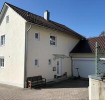Renoviertes Einfamilienhaus in ruhiger, zentrumsnaher Lage - Eggenfelden