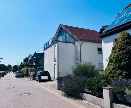Foto - Wunderschöne 2-Zi-DG Wohnung mit Dachterrasse in BS-Querum