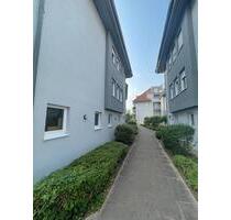 2,5 Zimmer-Wohnung mit TG und Balkon in zentrale Lage - Sinsheim