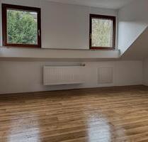 Helle DG-Wohnung in Bernkastel-KUES ab April o. Mai