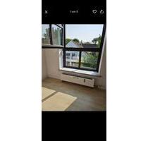 Wohnung mit Balkon im Herzen Moosachs - München Allach-Untermenzing