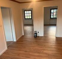 4 Zimmer Wohnung zu vermieten - 1.200,00&nbsp;EUR Kaltmiete, ca.&nbsp; 145,00&nbsp;m&sup2; in Delbrück (PLZ: 33129)