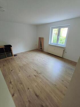 Foto - Souterrain-Whg Neustadt 31qm renoviert eigener Garten von privat