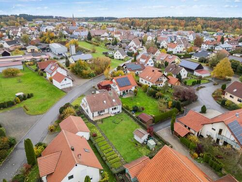 Foto - Großz. EFH zum Renovieren mit zus. Bauplatz in Gde. Schemmerhofen