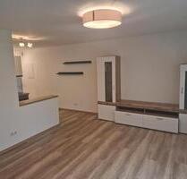 2 Zimmer Erdgeschoss-Wohnung mit Terasse und Gartenmitbenutzung - Bietigheim-Bissingen