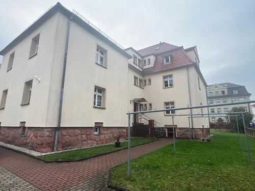 Foto - ATTRAKTIVE 3-RAUM-EG-WOHNUNG MIT STELLPLATZ IN ROCHLITZ – FRISCH RENOVIERT AB 01.06.2026