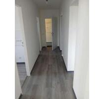 Neu renovierte 2-Zimmer-Wohnung mit Balkon in Dietzenbach