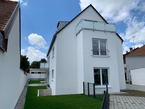 Foto - Neuwertige helle 3- Zimmer Wohnung