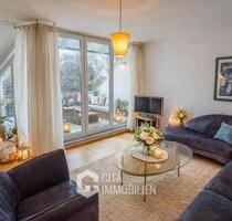 Frankfurt-Niederursel: Möblierte 2 Zimmer Maisonette mit Balkon - Frankfurt am Main Nord-West
