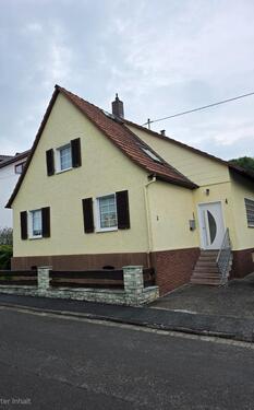 Foto - Einfamilienhaus mit Garage und Garten, provisionsfrei