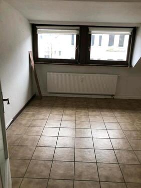 Foto - 2 Zimmer Dachgeschoßwohnung zur Miete in Krefeld